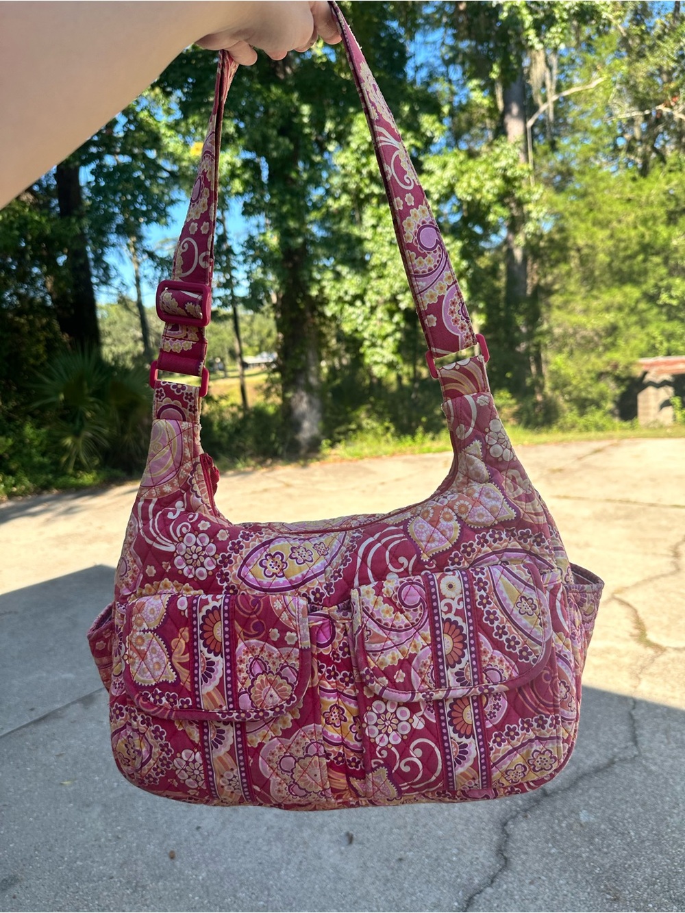 Vera Bradley Raspberry fizz cargo sling
